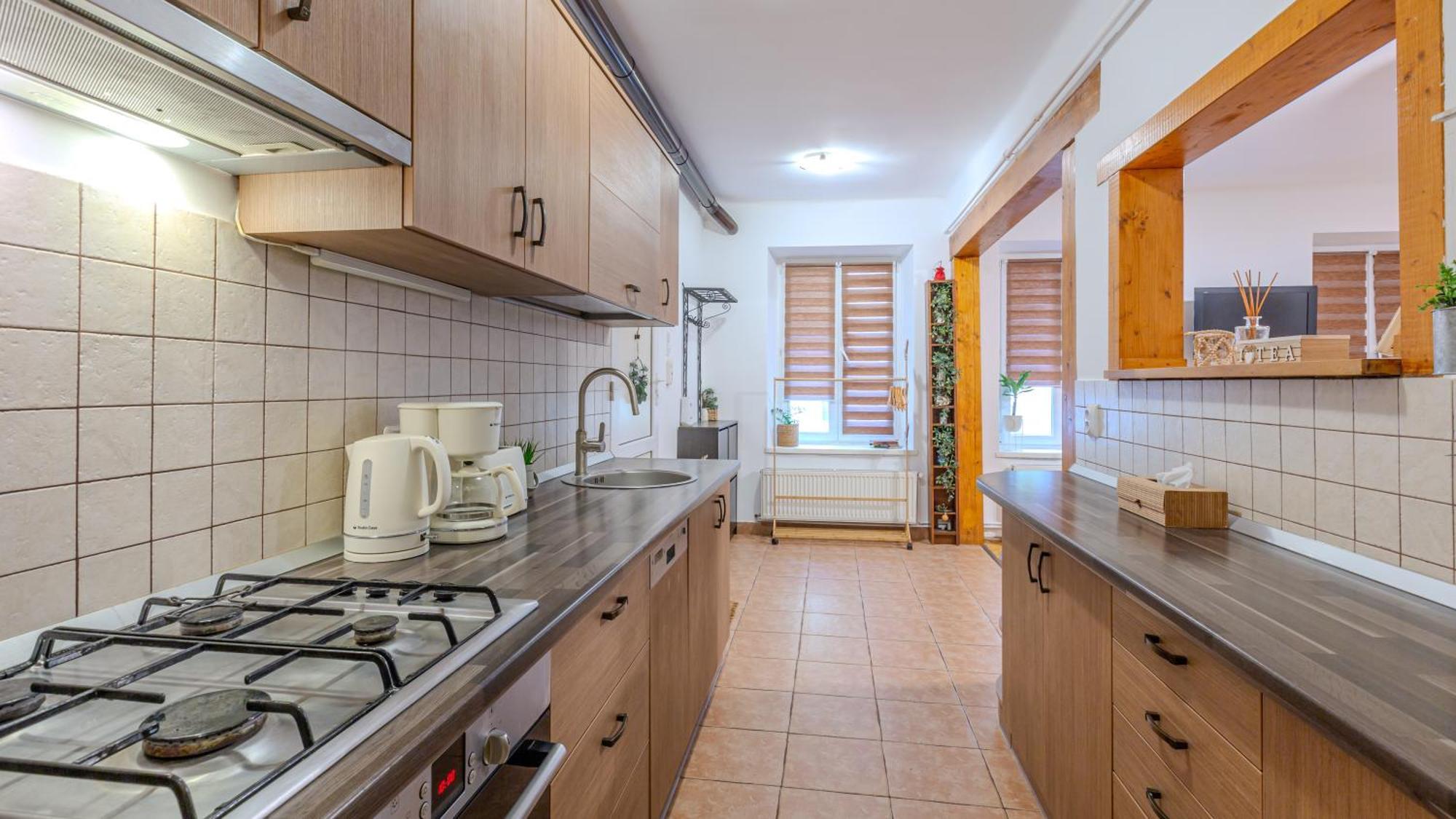 Tree House-Old Town Brasov Apartment Luaran gambar