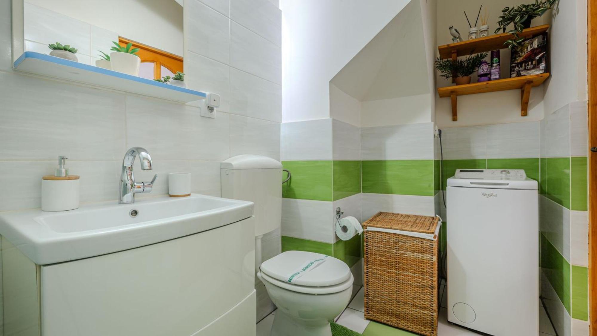 Tree House-Old Town Brasov Apartment Luaran gambar